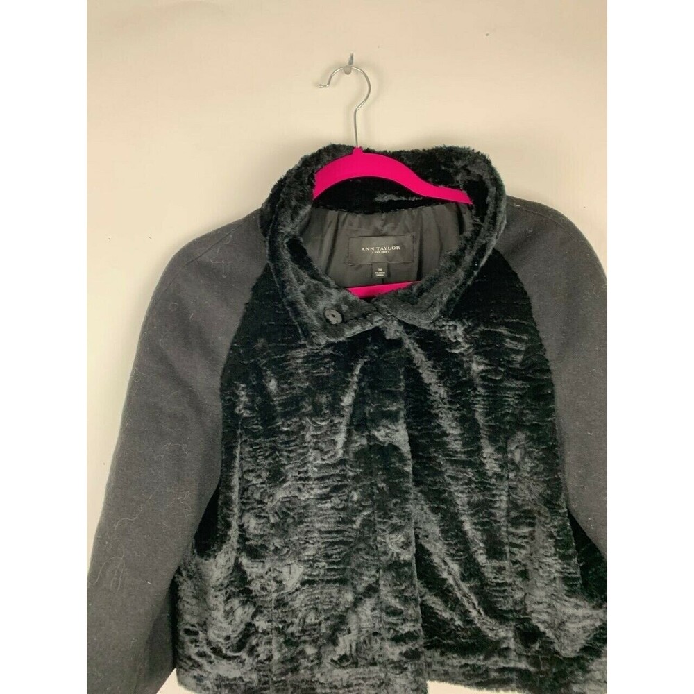 Ann Taylor Womens Size Medium Jacket Wool Sleeves Faux Fur Snap Front